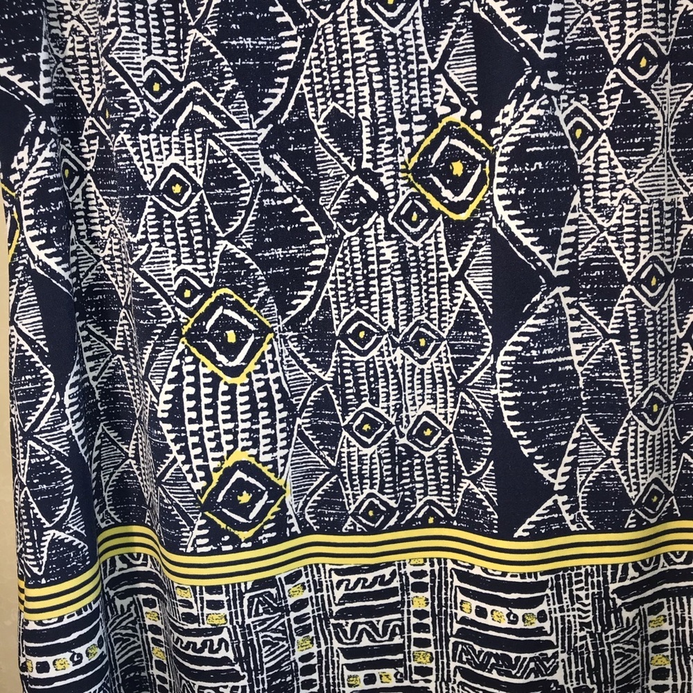 Max Studio Blouse🇨🇼 - Picture 4 of 4